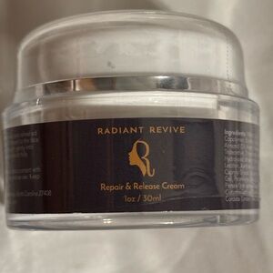 Radiant Revive Repair & Release Cream